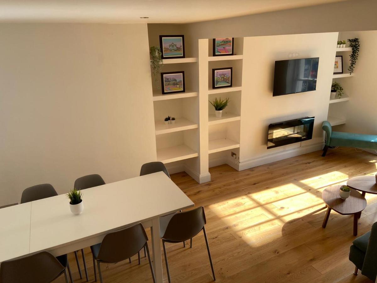 Warwick House - Stunning House With Terrace And Sea Views, Sleeps 11 Villa Worthing Eksteriør billede