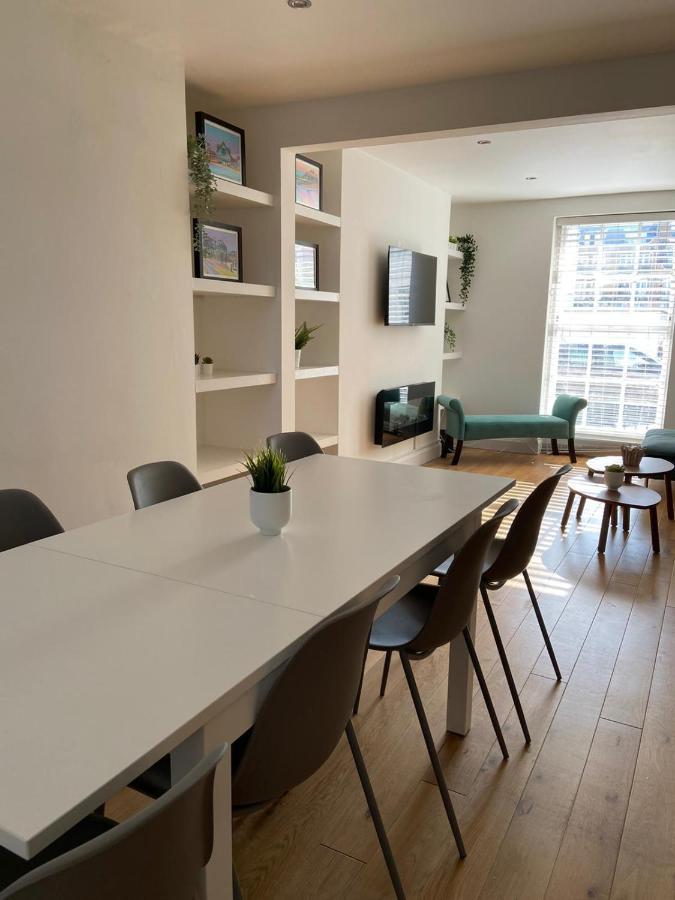 Warwick House - Stunning House With Terrace And Sea Views, Sleeps 11 Villa Worthing Eksteriør billede