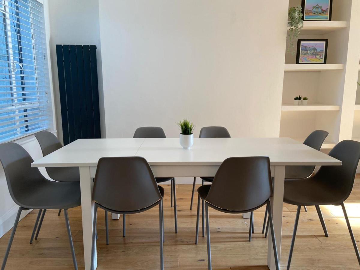 Warwick House - Stunning House With Terrace And Sea Views, Sleeps 11 Villa Worthing Eksteriør billede