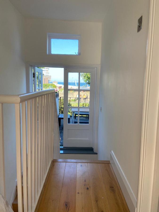 Warwick House - Stunning House With Terrace And Sea Views, Sleeps 11 Villa Worthing Eksteriør billede