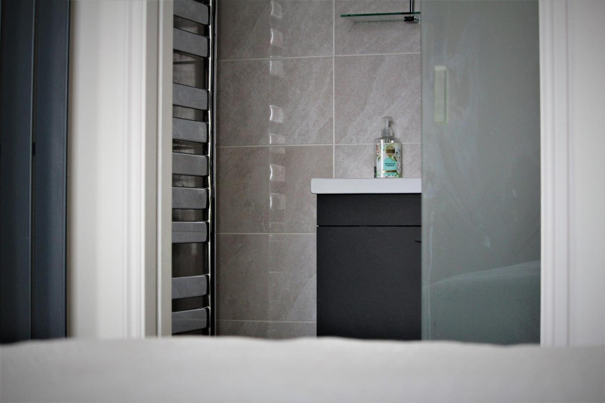 Warwick House - Stunning House With Terrace And Sea Views, Sleeps 11 Villa Worthing Eksteriør billede